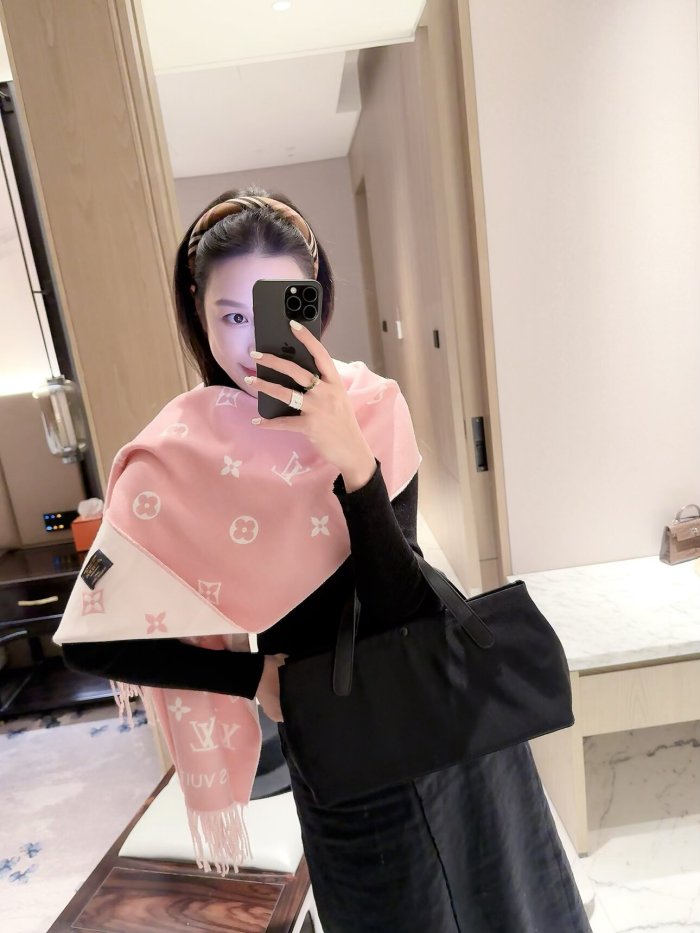 LV Scarf 026 180*60cm