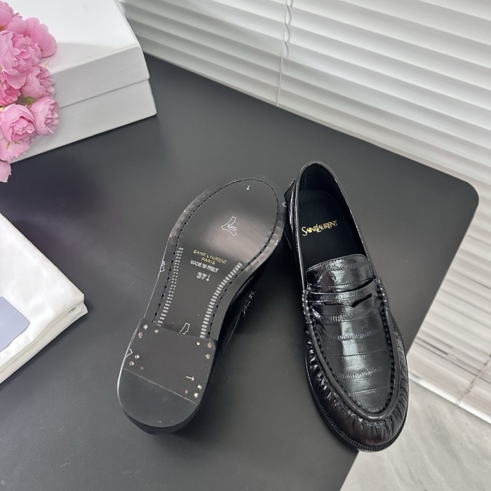 Chanel shoes 015 HL053