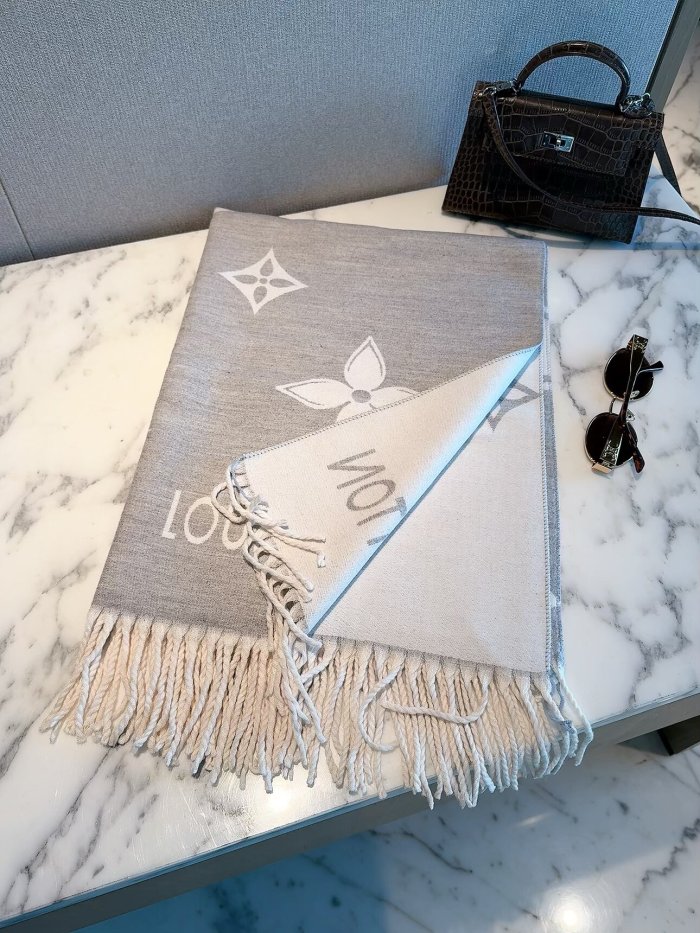 LV Scarf 038 180*60cm