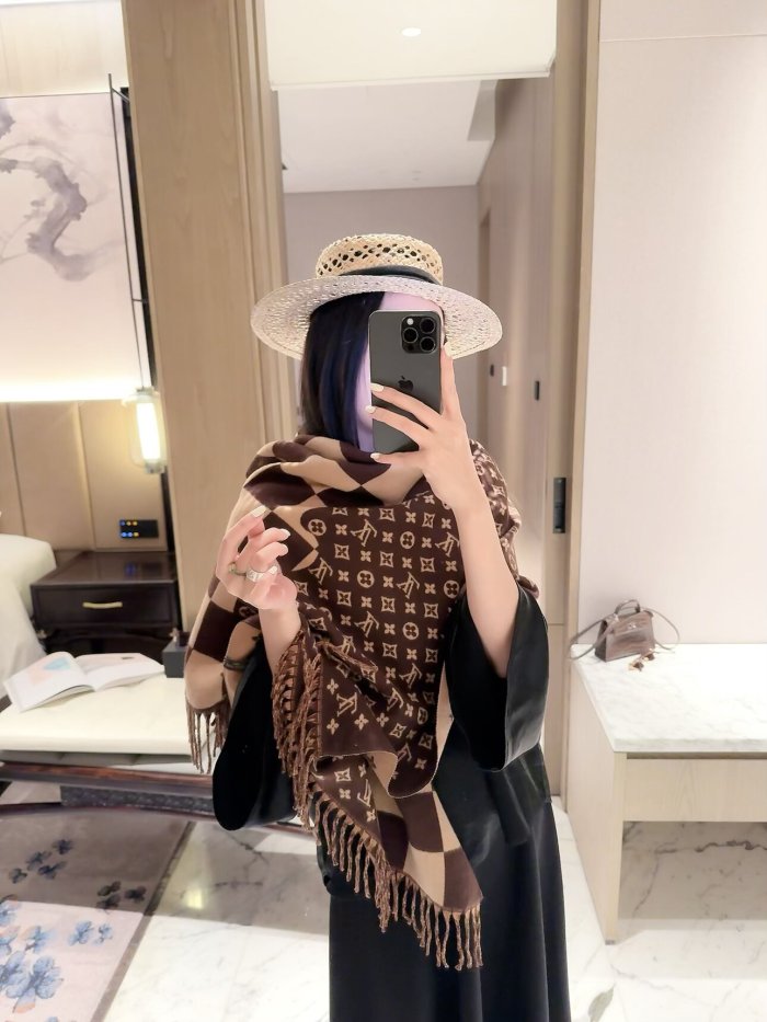 LV Scarf 027 180*60cm