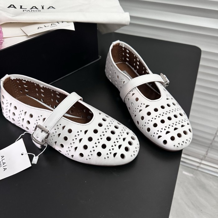 ALAIA 015 Shoes HL062