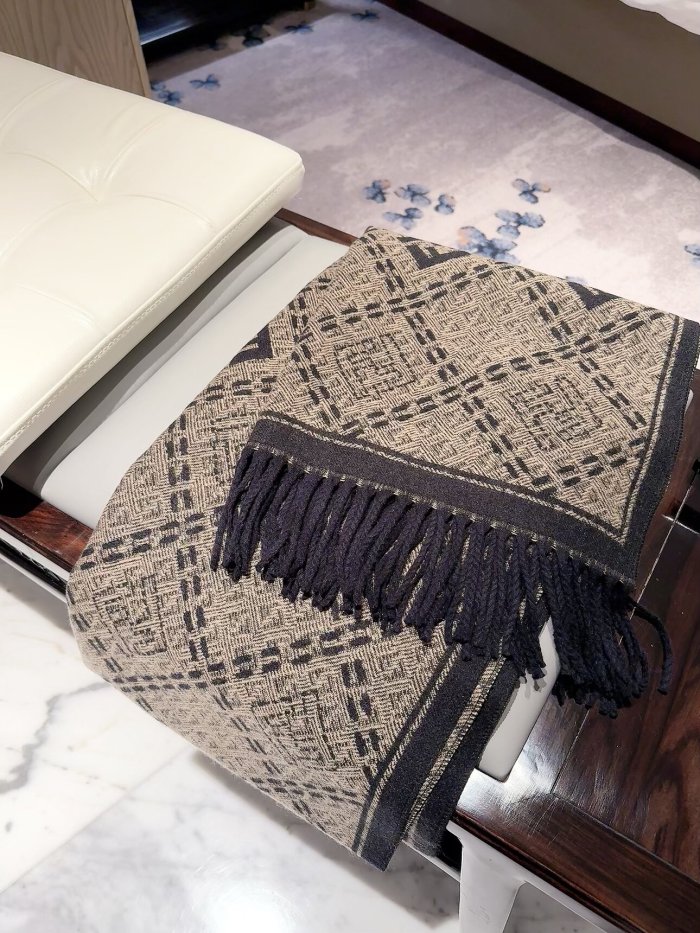 Fendi Scarf 008 180*60cm