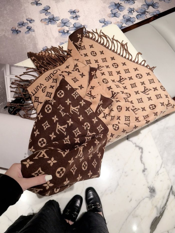 LV Scarf 033 180*60cm