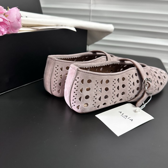ALAIA 015 Shoes HL062