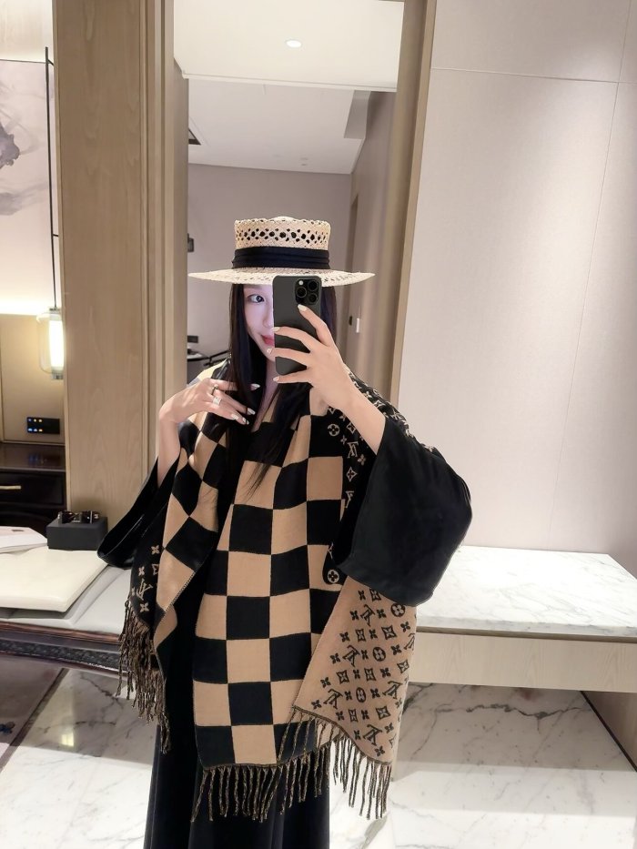 LV Scarf 027 180*60cm