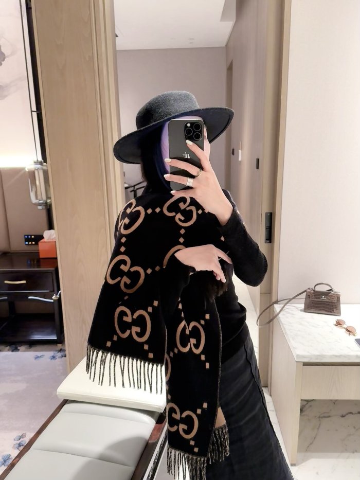 Gucci Scarf 009 180*60cm
