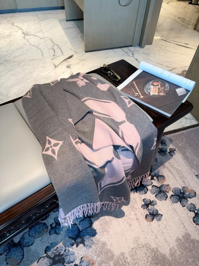 LV Scarf 038 180*60cm