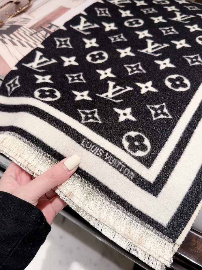 LV Scarf 030 180*60cm