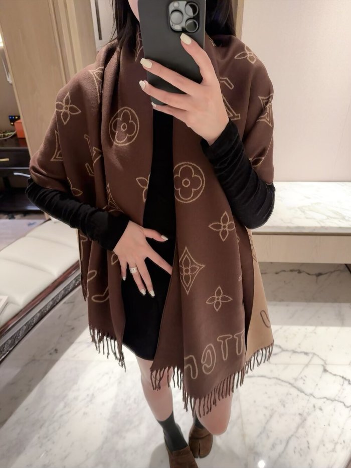 LV Scarf 039 180*60cm