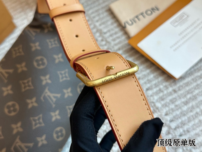 LV Bumbag 417 DB502 30cm