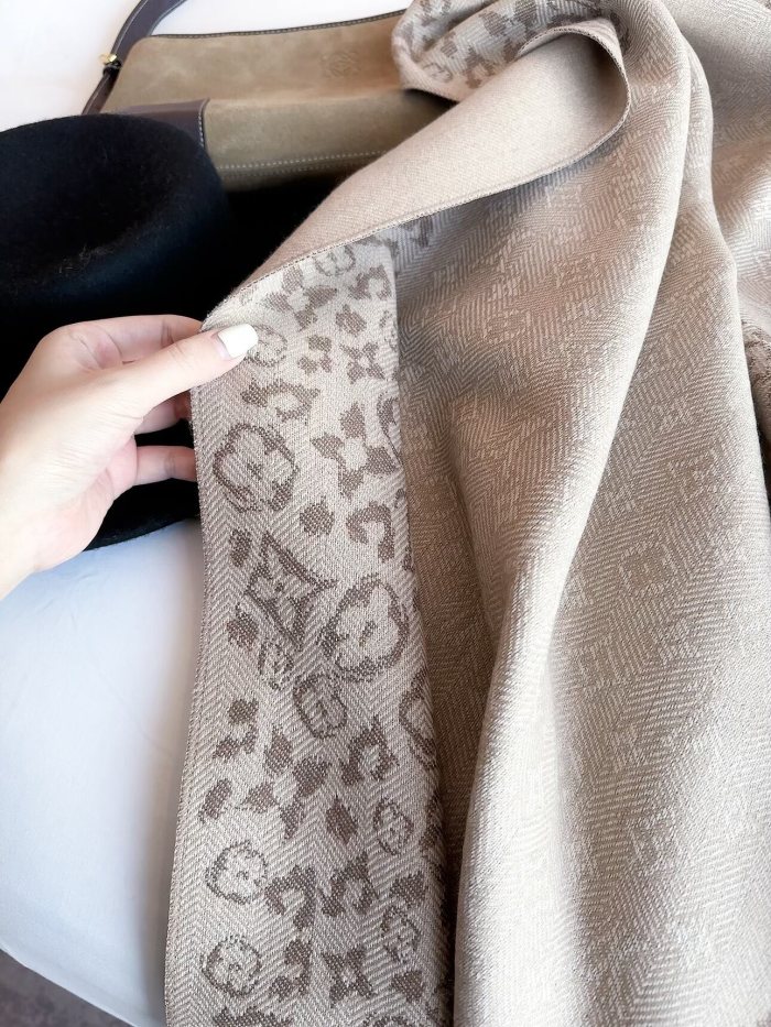 LV Scarf 025 180*60cm