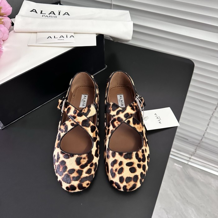 ALAIA 015 Shoes HL082