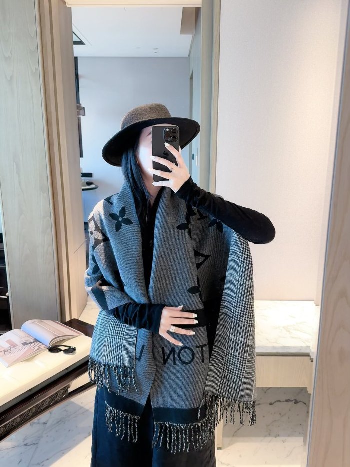 LV Scarf 034 180*60cm