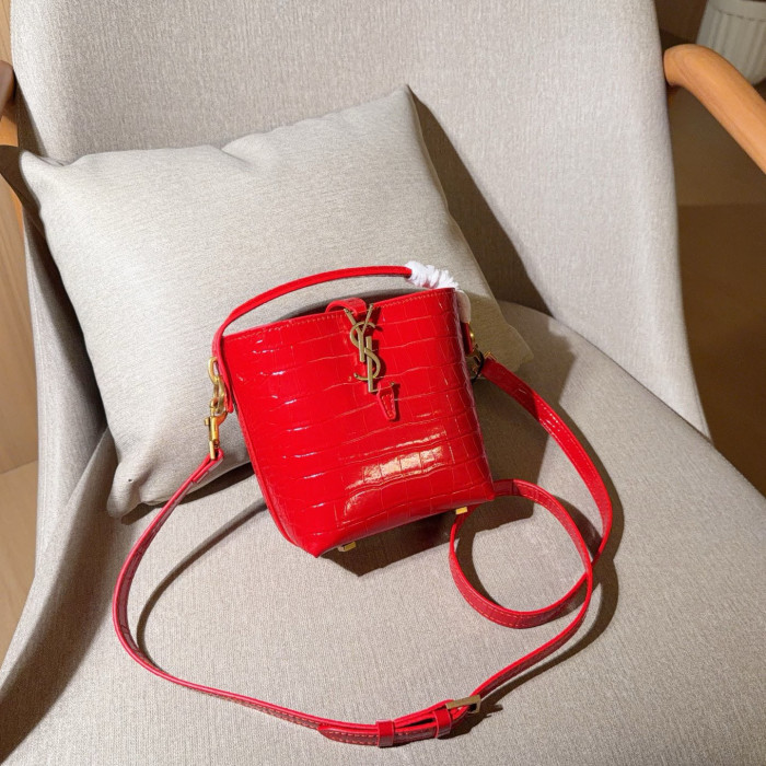YSL Le37 Bucket Bag 102 DB061 14cm