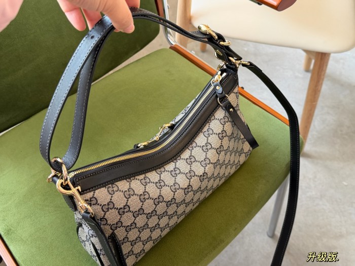 Gucci Starlet Bag 082 DB002 31.5cm