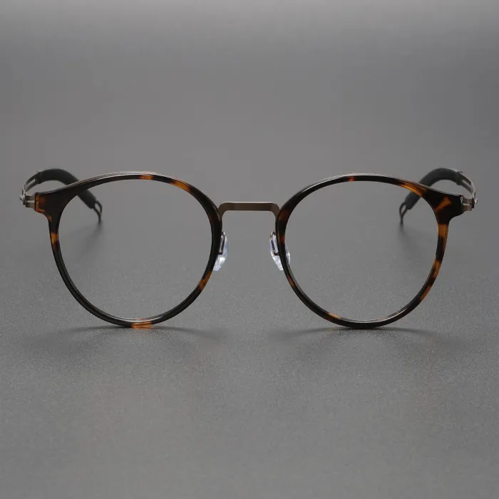 Round Titanium Glasses K8202302