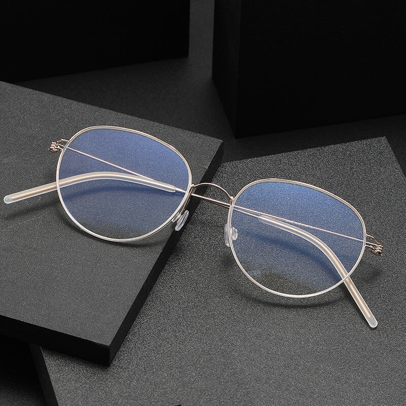Titanium Eyeglasses KE0488, 52-17-147