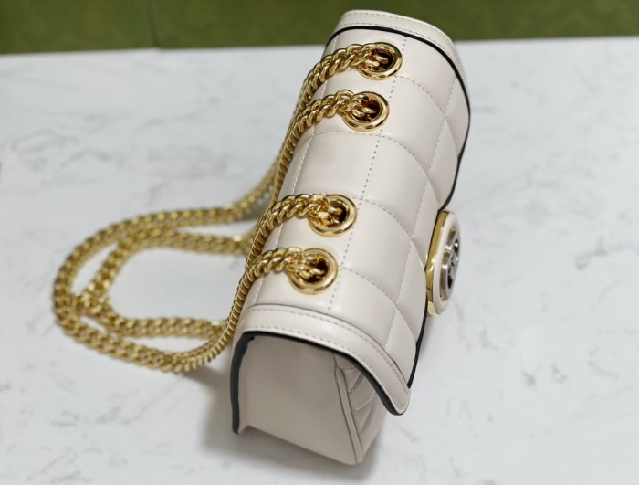 【23 new】GUCCI Deco interlocking double G logo chain quilted leather handbag crossbody shoulder bag mini women white