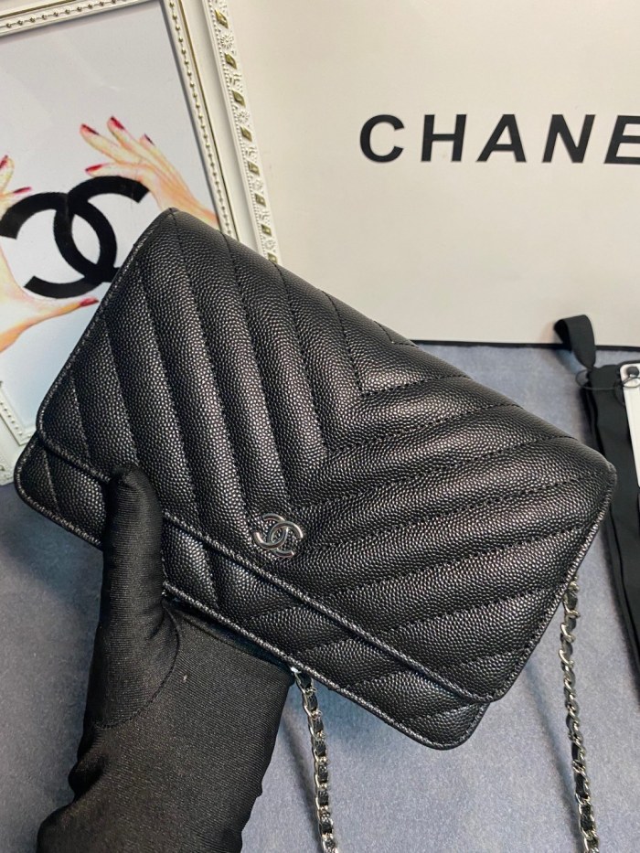 Chanel woc V crossbody shoulder bag silver buckle chain female models black