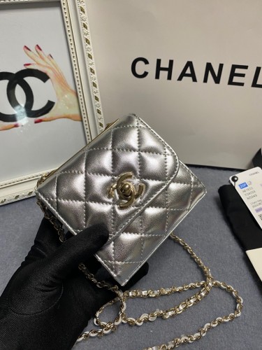 Chanel Trendy co diamond text chain shoulder strap flap closure sheepskin shoulder crossbody bag