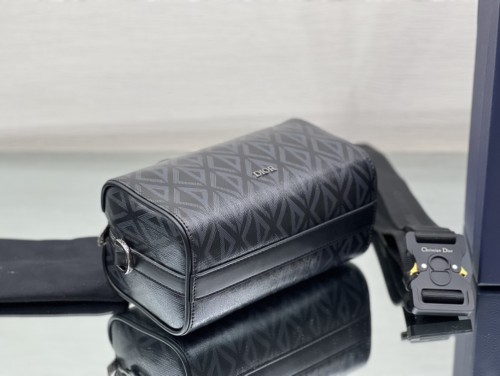 Dior messenger bag CD Diamond pattern adjustable removable shoulder strap smooth cow leather handbag shoulder crossbody bag men's section black