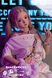 彼女は小柄で金髪Dカップの美少女sexdoll、そのギャップがとても魅力的で、見ている人を引きつけます。
