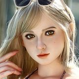 【超リアルな肌の質感】Real lady 168cm Gカップ R2ヘッド 有名モデルの型取り 高級 エレガント シリコン製リアルラブドール 塗装加工あり 眉毛と睫毛植毛加工あり リアルドール 等身大 ダッチワイフ