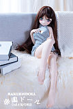 温かみある表情の黒髪お姉さんドール 85cm