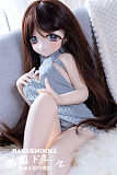 微笑むお姉さん風フィギュアのクローズアップ