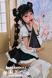 メイド姿のアダルトドール 小優 黒髪と赤い頬がフェチ心をくすぐる