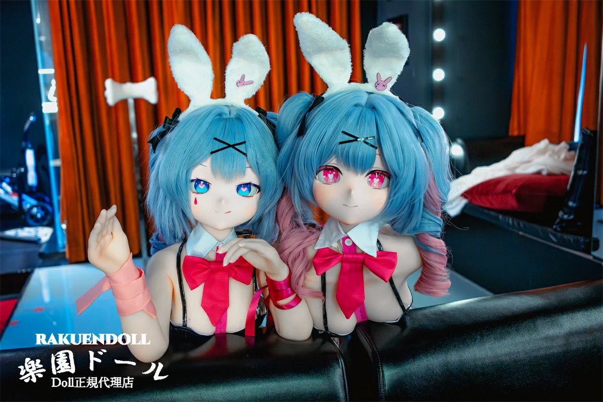 ラビットホールcosplay 双子 アニメリアルドール