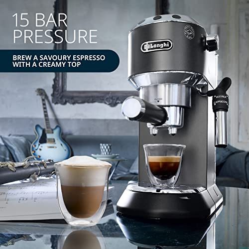 ماكينة تحضير قهوة اسبريسو ديديكا بمضخة، 15 بار و1350 واط من ديلونجي - لون  اسود EC685.