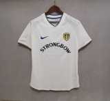 00 01 Leeds United Home Retro Men Soccer jersey AAA38803