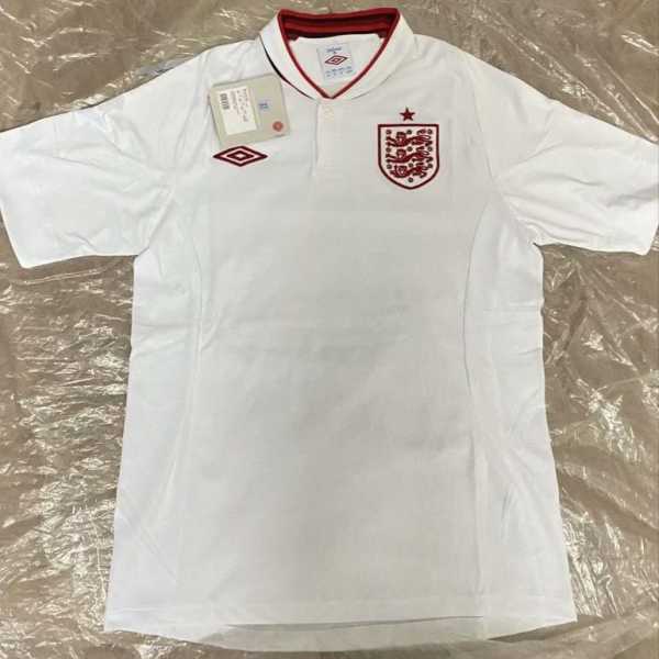 12 13 England Home Retro Men Soccer jersey AAA36007