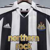 05 06 Newcastle Home Retro Men Soccer jersey AAA38892