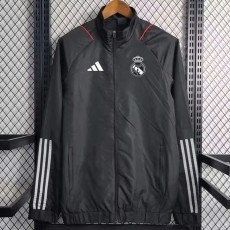23 24 R MAD Windbreaker AAA43038