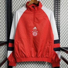 23 24 Bayern Windbreaker AAA43842