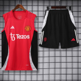 2024/25 Man Utd Red Training Shorts Suit