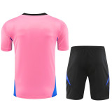 2024/25 Man Utd Pink Training Shorts Suit