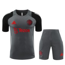 2024/25 Man Utd Training Shorts Suit