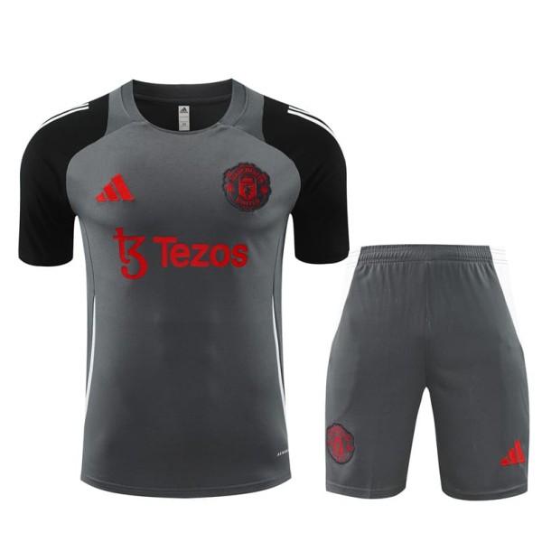 2024/25 Man Utd Training Shorts Suit