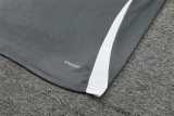 2024/25 Man Utd Training Shorts Suit