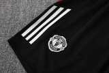 2025/26 Man Utd Training Shorts Suit