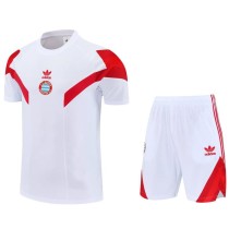 2025/26 Bayern White Training Shorts Suit