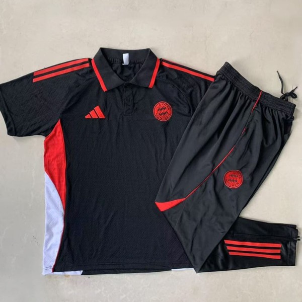 2025/26 Bayern Black Tracksuit
