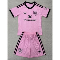 2025/26 Man Utd GKP Pink Fans Kids Soccer jersey