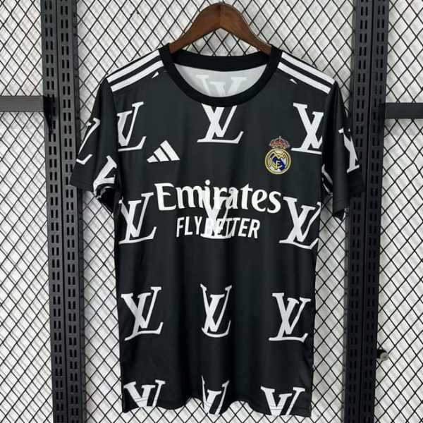 2025/26 R MAD Special Edition Black Fans Soccer jersey