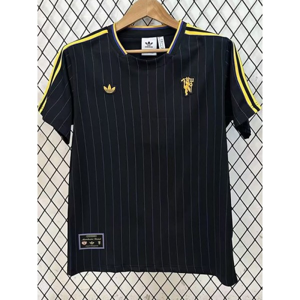 2025/26 Man Utd Black Training Shirts