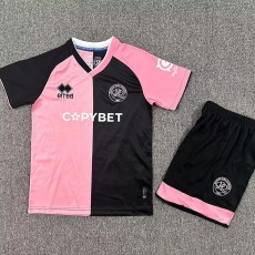 2025/26 Queens Park Rangers 3RD Pink Fans Kids Soccer jersey