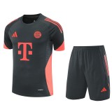 2025/26 Bayern Black Training Shorts Suit
